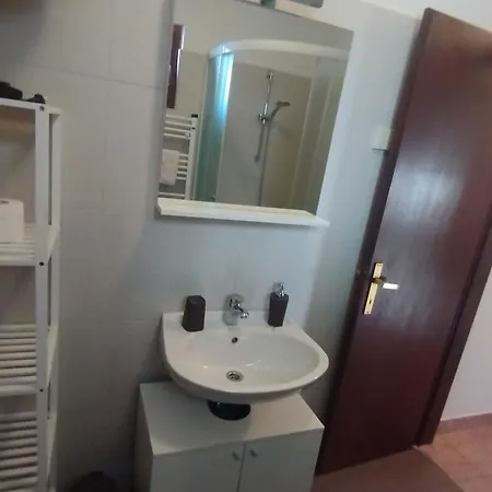 Jal Apartman *